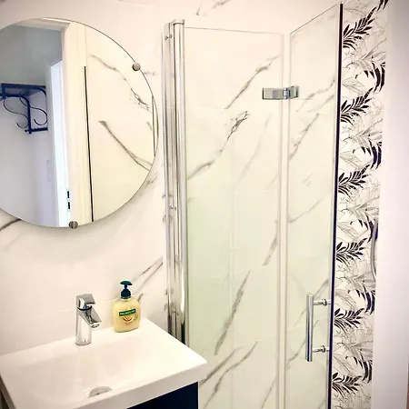 Boguslawa 16 דירה